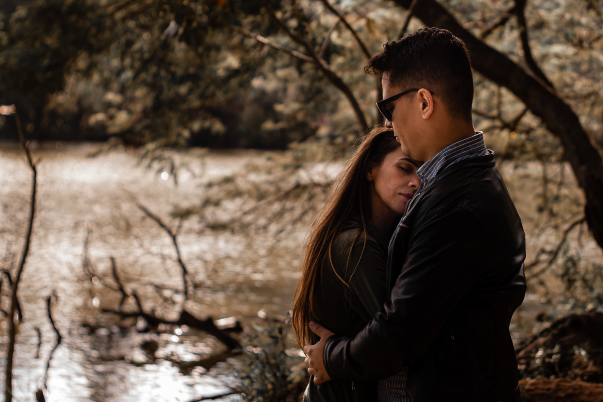 ensaio casal parque do carmo final de tarde em no parque pero de um lago-1.jpg